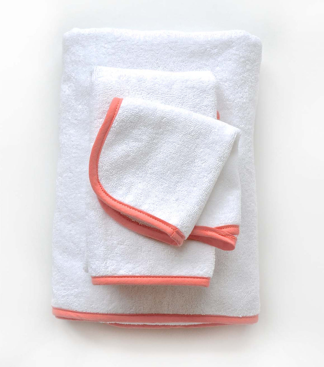 PIPED TERRY BATH TOWEL