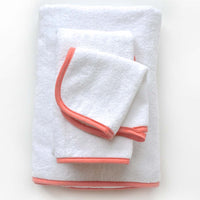 PIPED TERRY BATH TOWEL